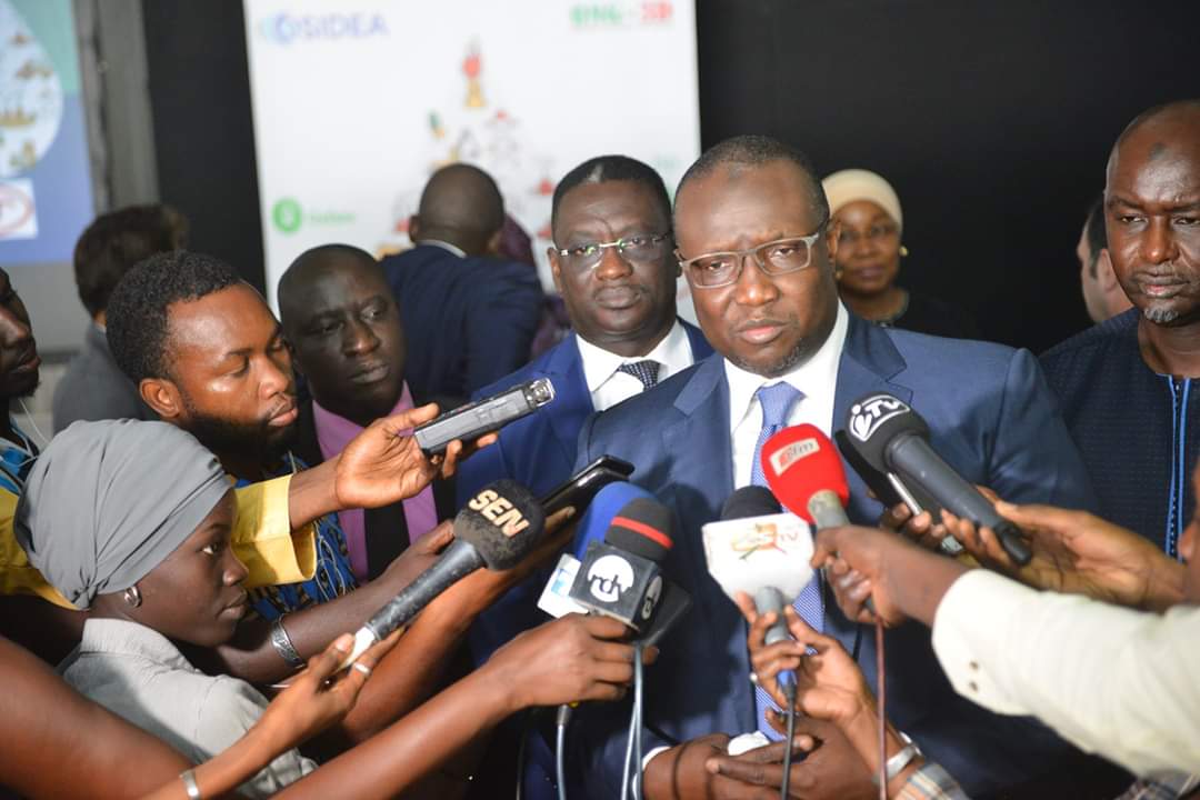 Assemblée nationale: le ministre du Pétrole Makhtar Cissé survole son sujet