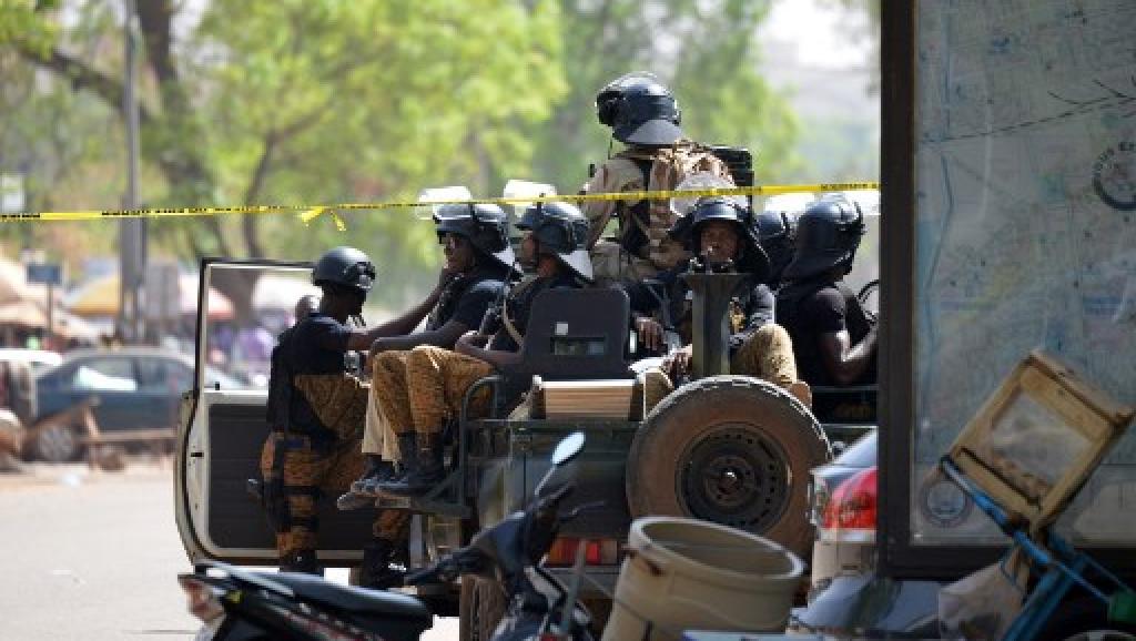 Burkina Faso: 14 morts dont "des enfants" dans l'attaque d'une église protestante