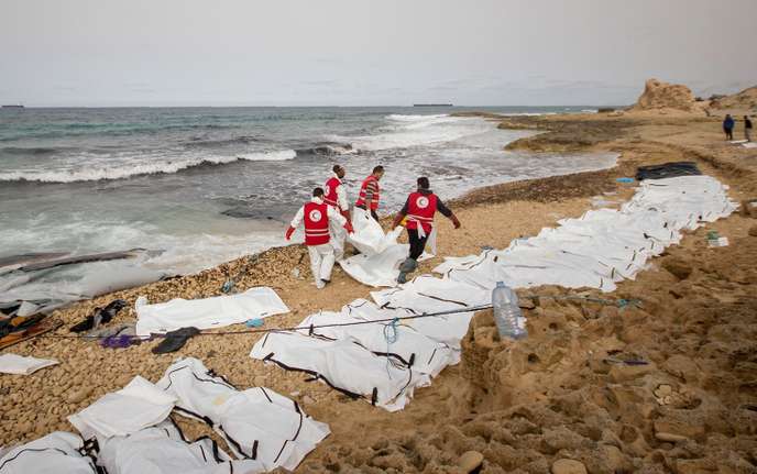 Au moins 58 migrants morts dans un naufrage au large de la Mauritanie