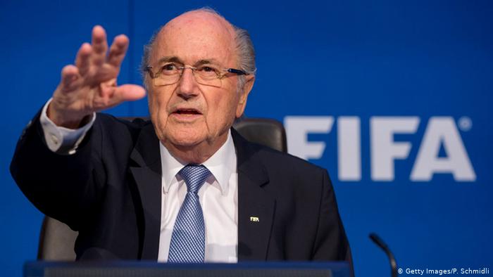 Mondial au Qatar: Blatter ira témoigner en France "si le PNF lui demande"