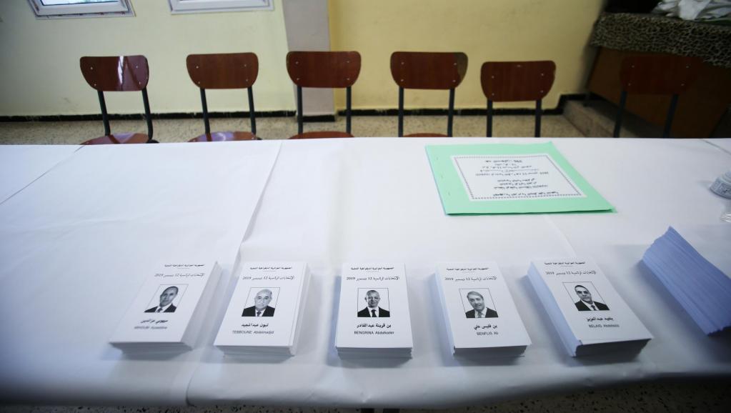 Présidentielle en Algérie: cinq candidats pour une élection contestée