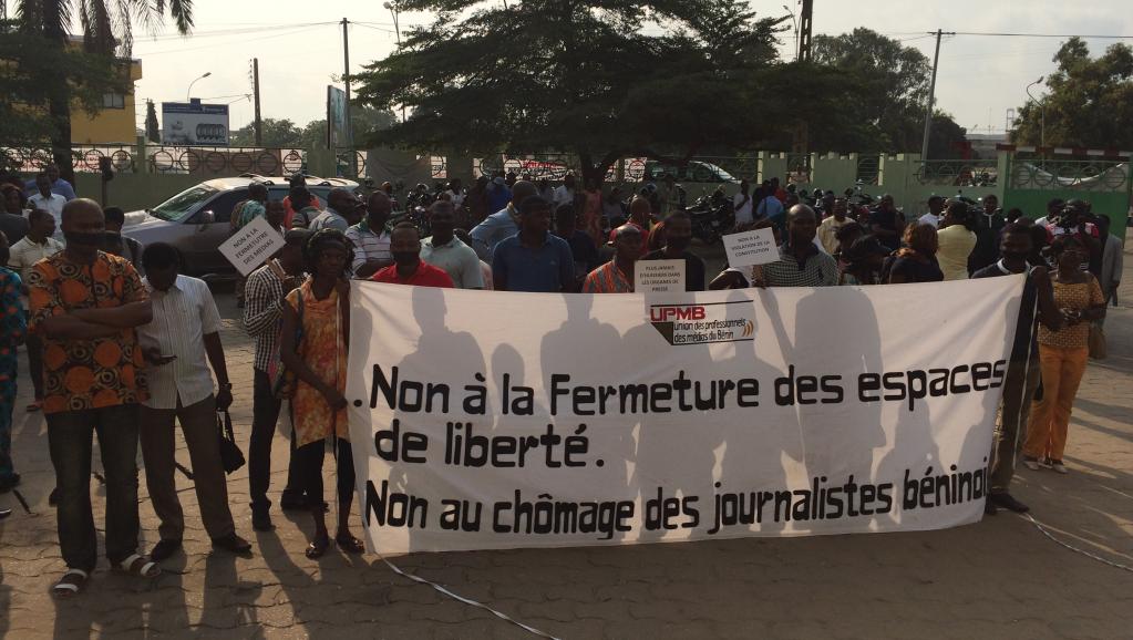 Bénin: RSF demande la libération du journaliste Ignace Sossou