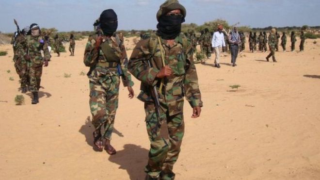 Des miliciens Shebab attaquent une base militaire au Kenya