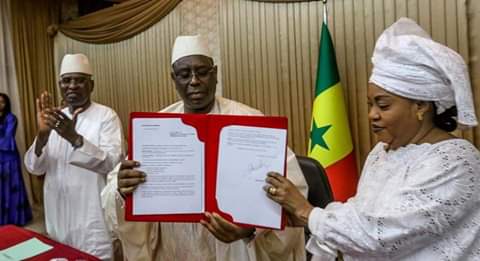 Macky Sall a promulgué la loi sur la criminalisation du viol et de la pédophilie