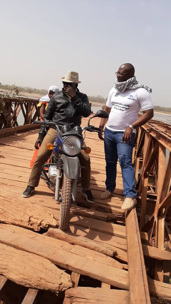 Vidéo - Misères des populations de Djibidione sans eau potable ni électricité: le Forum Civil s’interroge sur les milliards engloutis dans le PPDC, le PUDC, l'ANRAC et le PUMA 