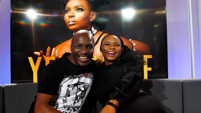 Yemi Alade : 'Ne soyez pas pressés de signer des accords'
