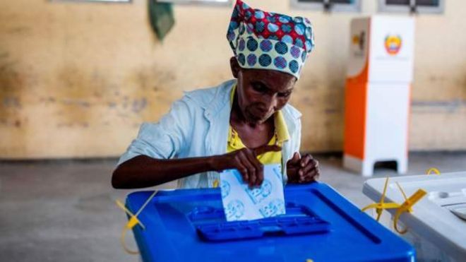 L'UE dénonce les élections "truquées" au Mozambique
