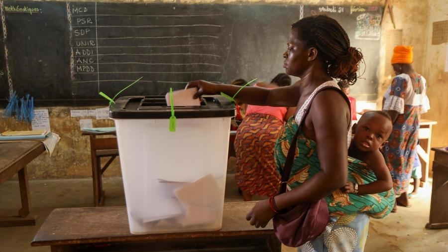 Présidentielle - Togo: A Lomé, les électeurs se pressent à l'ouverture des bureaux de vote