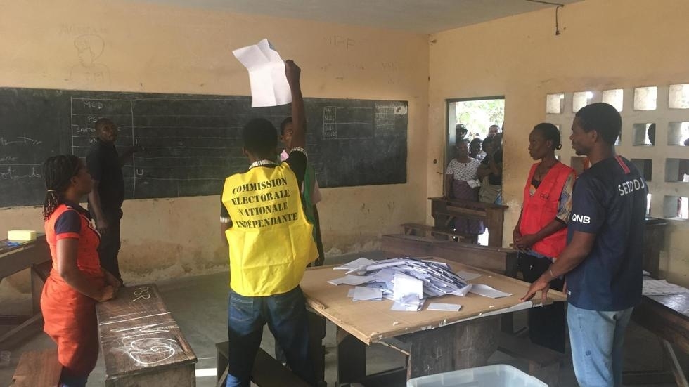 Présidentielle au Togo: quelques incidents signalés, le dépouillement est en cours