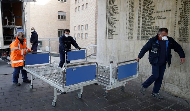 Coronavirus: le bilan passe à 11 morts en Italie