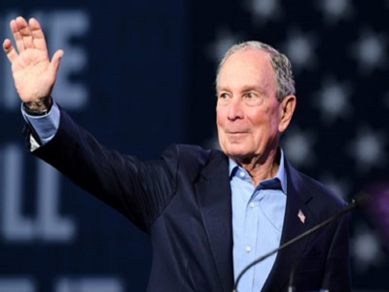 États-Unis: Michael Bloomberg se retire des primaires démocrates et apporte son soutien à Joe Biden