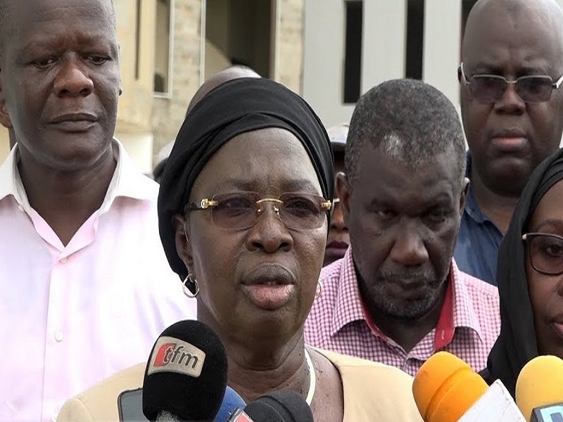 Rapport de l'Ofnac 2017-2018: Macky Sall limoge Socé Diop Dione, directrice d'une agence