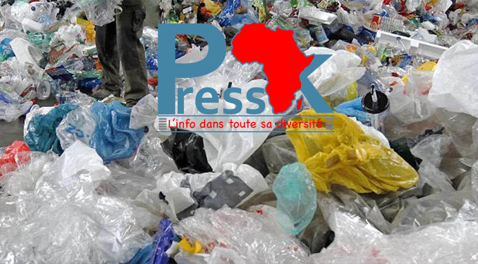 Interdiction des sachets plastiques: le collectif des acteurs de l’eau en sachet annoncent une grève de 72 heures dès ce mercredi