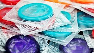Une pénurie "désastreuse" de préservatifs menace à cause du virus
