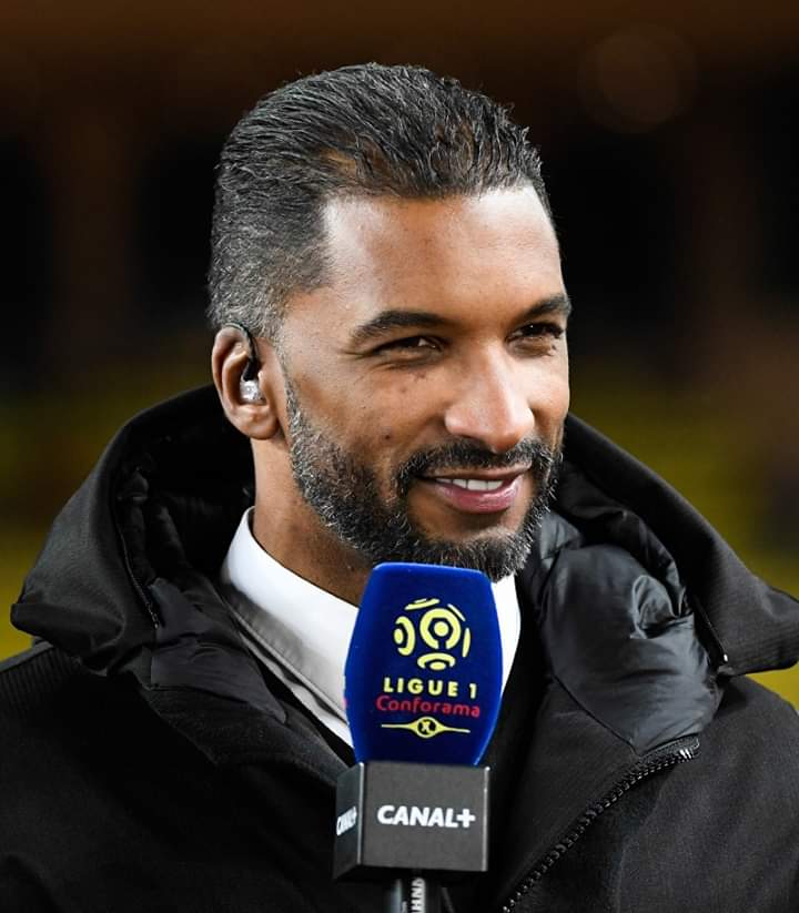 Officiel : Habib Beye prolonge chez Canal +