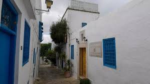 Tunisie: confinement dans des hôtels de luxe