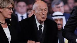 L'ex-président Valéry Giscard d'Estaing accusé d'agression sexuelle par une journaliste