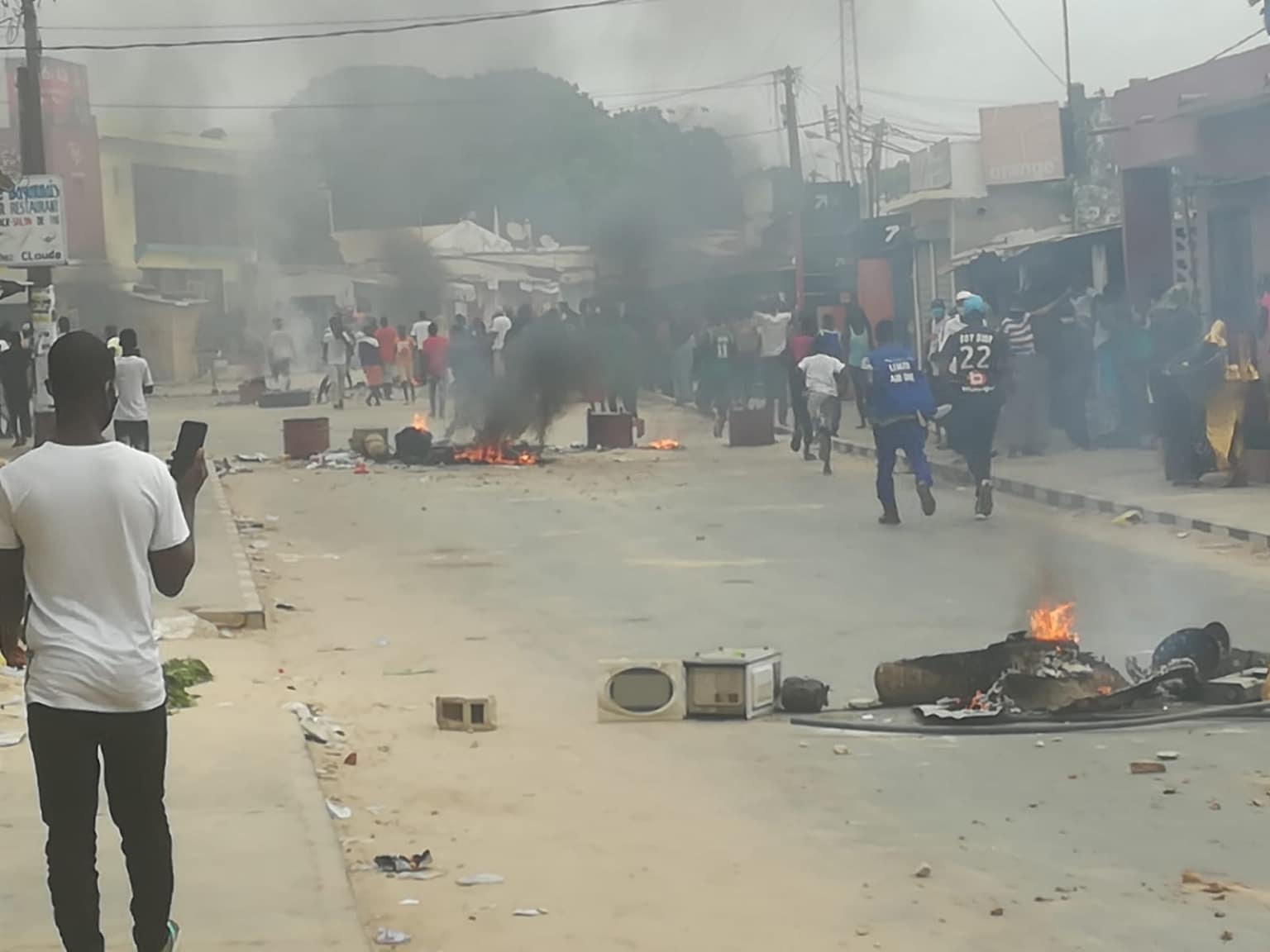 Cap Skirring : la gendarmerie attaquée, le Commandant et ses hommes blessés par des manifestants qui réclament l'eau