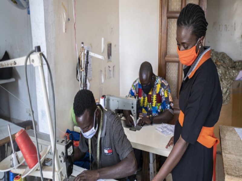 10.000 masqués confectionnés : la mairie de Ziguinchor pris d’assaut par les tailleurs qui réclament leurs 2 millions de F Cfa
