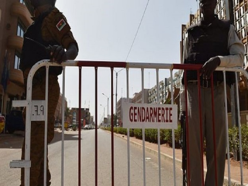 Plus de 90 élèves sous-officiers radiés des rangs de l'armée au Burkina