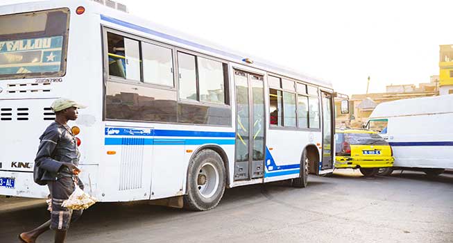 Les prix des transports dans les bus et minibus AFTU vont augmenter à partir mardi