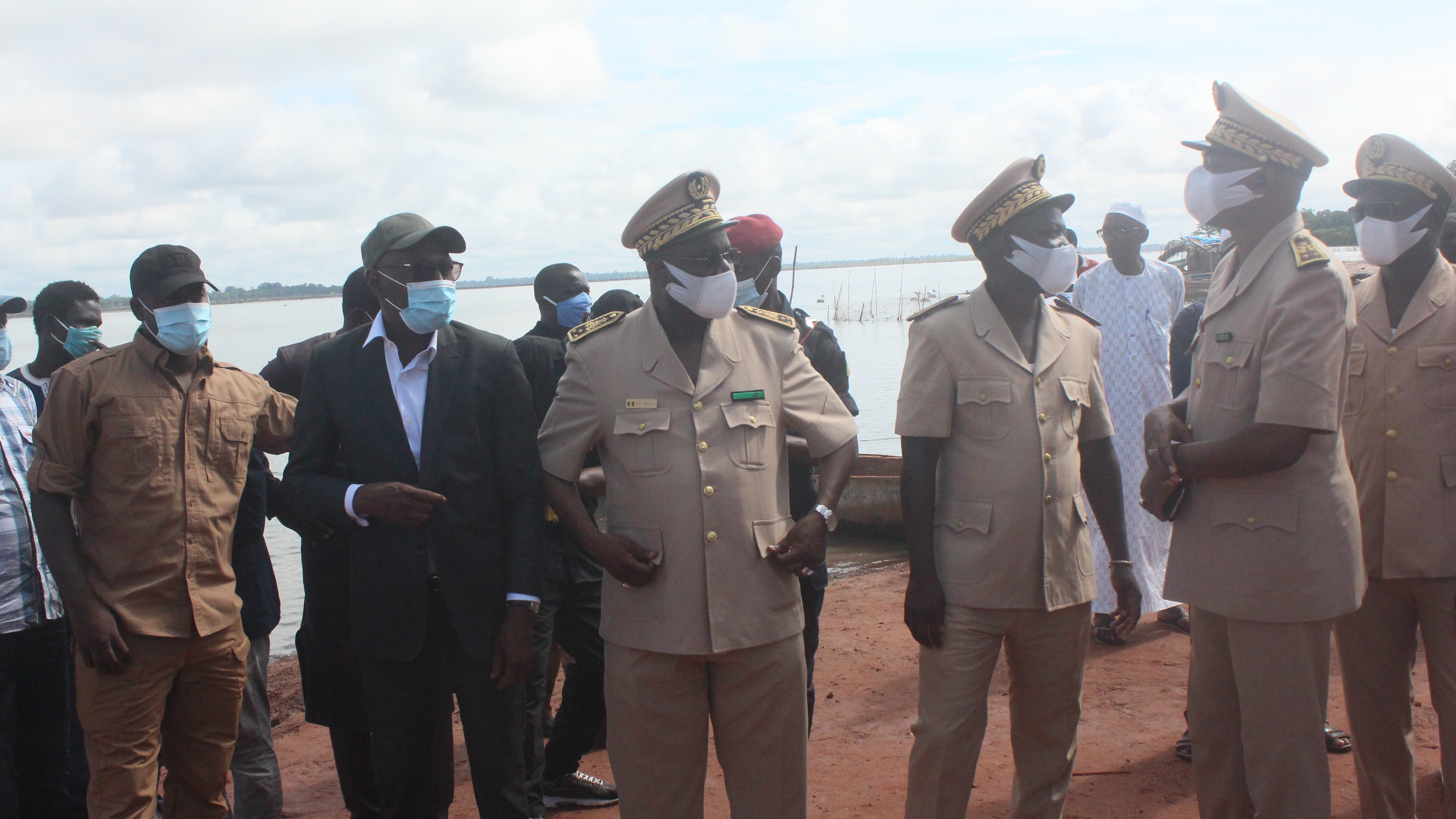 Sédhiou: Oumar Youm visite les travaux de construction du pont de Marssassoum (Vidéo)
