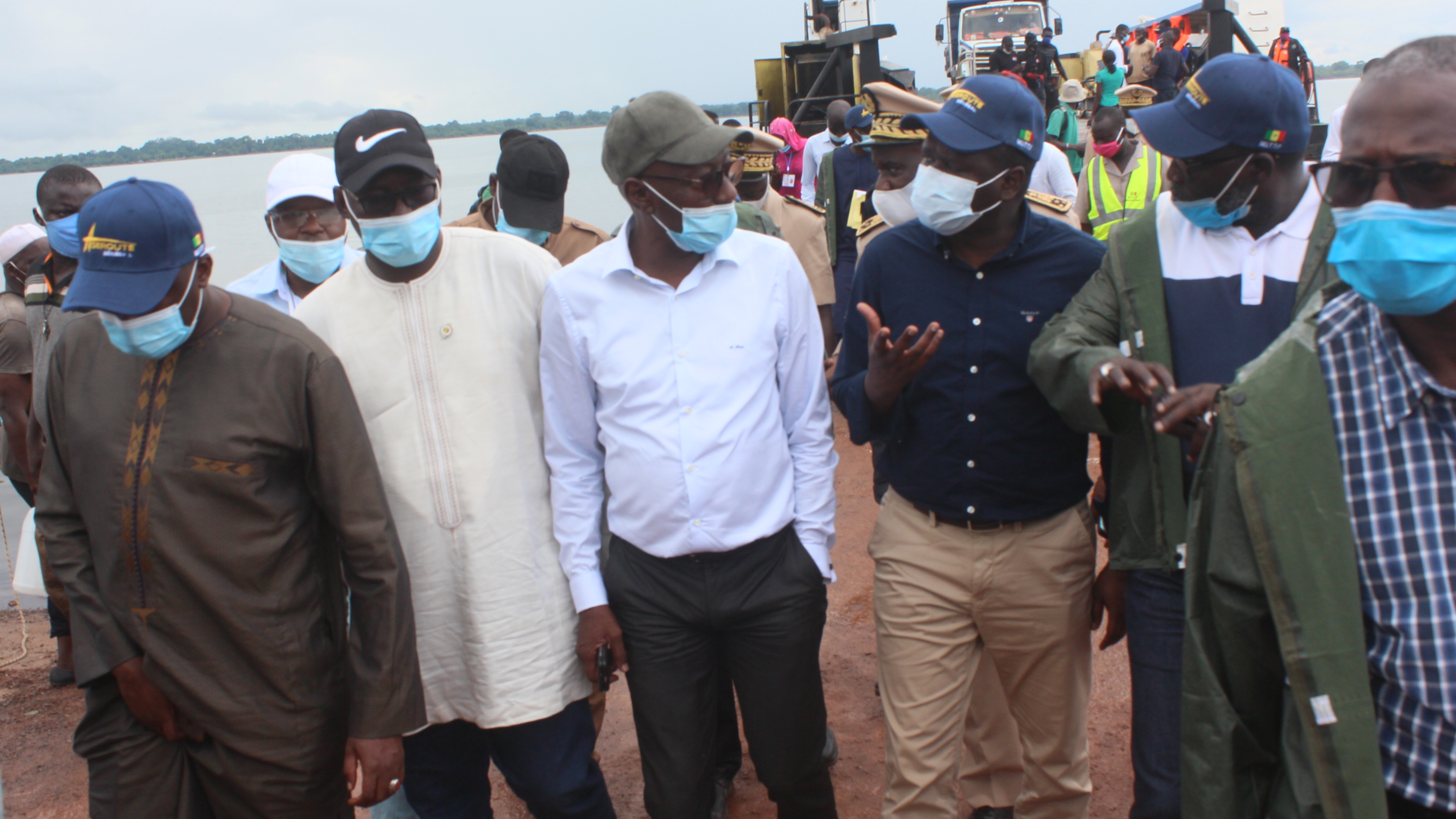Sédhiou: Oumar Youm visite les travaux de construction du pont de Marssassoum (Vidéo)