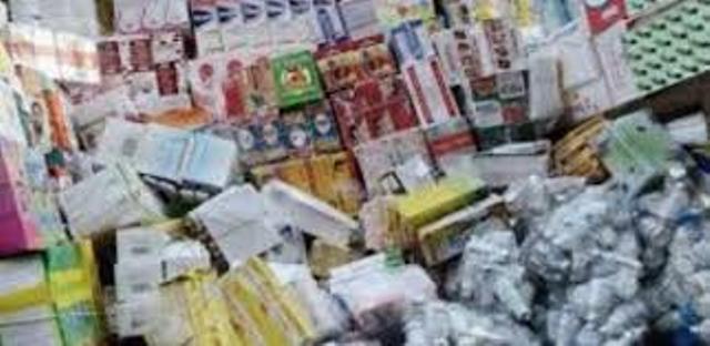 Centre du Sénégal: la douane saisit 84 kg de chanvre indien et une voiture bourrée de faux médicaments