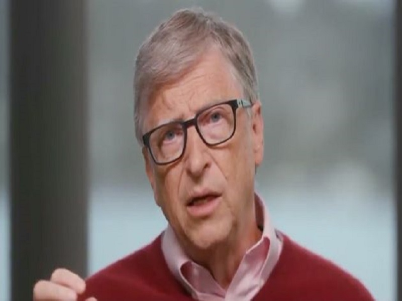 Coronavirus: Bill Gates réagit enfin aux théories complotistes qui l'accusent