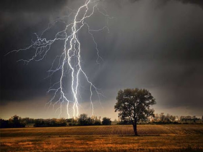 Darou Mouhty: un garçon de 18 ans tué par la foudre, son frère de 16 ans blessé