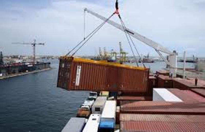 3.050 tonnes de nitrate d’ammonium stockées au port de Dakar : « toute la cargaison a été évacuée vers le Mali », selon des autorités portuaires