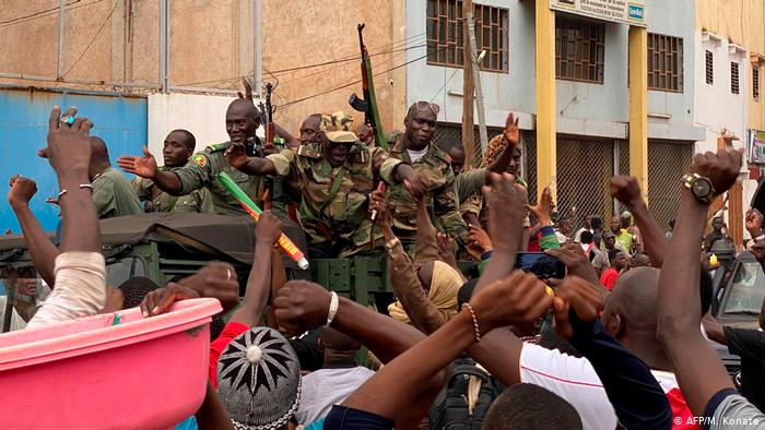 Départ IBK: 68 % des Bamakois satisfaits, 88,1 % favorables à la junte, 81,8 % contre la position de la Cédéao (Sondage)