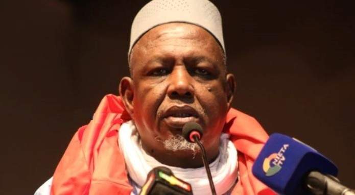 L'imam Dicko dit qu'il n'a pas donné "carte blanche" aux militaires