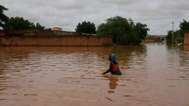 Les inondations au Niger forcent 225 000 personnes à quitter leurs maisons
