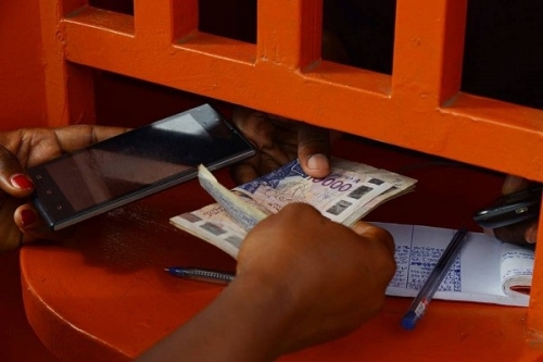 Transferts d'argent sur 6 mois: 627,6 milliards reçus par les établissements sénégalais de crédit
