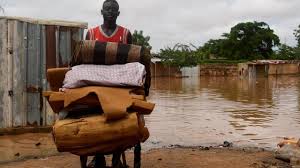 Inondations au Niger: comment la distribution d'aide alimentaire s'organise à Niamey