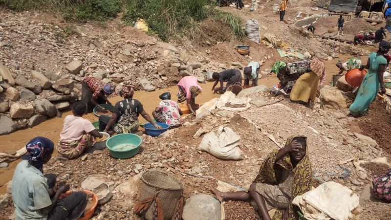 Un éboulement dans une mine d'or fait craindre 50 morts en RD Congo