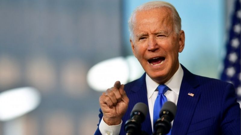 Biden: "Trump planifie un abus de pouvoir pour remplacer Ginsburg"