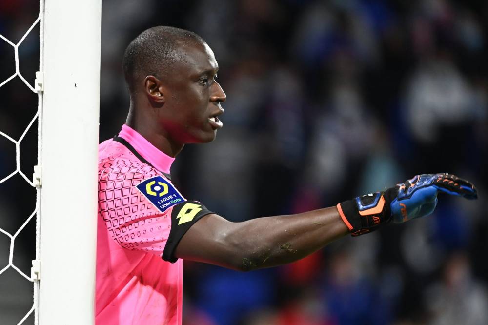 Sauf surprise de dernière heure, Alfred Gomis va signer à Rennes, selon France Football