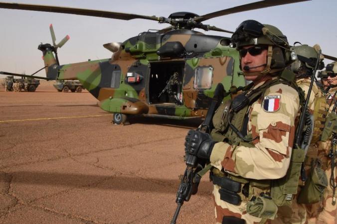 Soumaïla Cissé et l'otage français libérés à bord d'un hélico des forces Barkhane