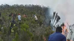 Tanzanie: les pentes du Kilimandjaro en proie aux flammes