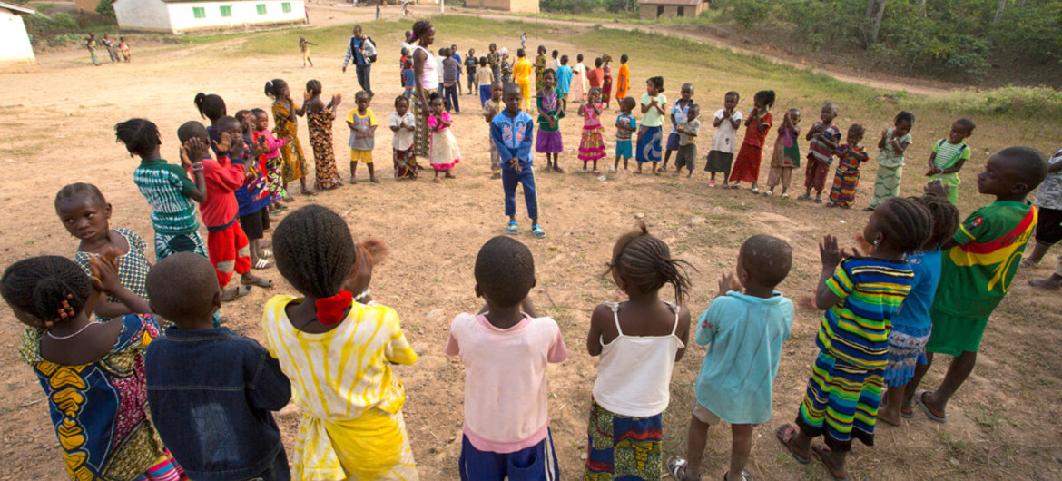Des millions d'enfants exposés à un risque de violence accrue au Sahel Central (Save the children)