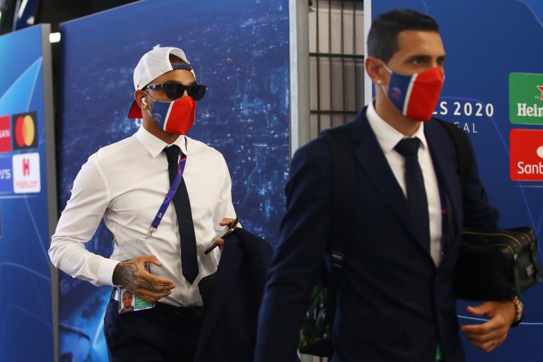 Les joueurs du PSG bloqués dans un ascenseur à Leipzig