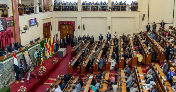 Ethiopie: le Parlement adopte un plan de limogeage du parlement régional et de l'exécutif du Tigré