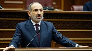 Haut-Karabakh: le ministre arménien de la Défense démissionne, Pachinian affaibli