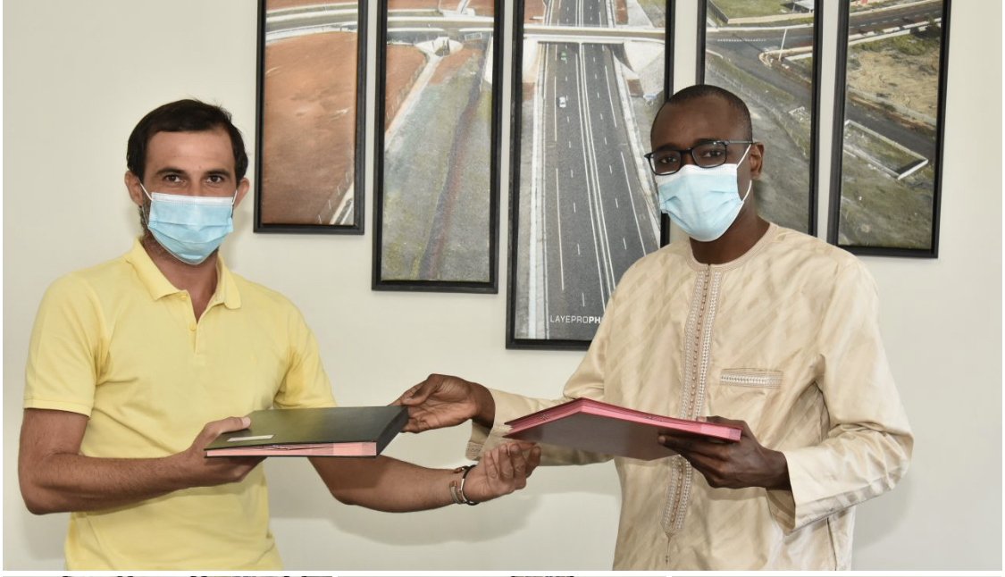 Monsieur Cheikh Yatt DIOUF, Secrétaire Général de la SECAA, Monsieur Riad Kawar Directeur Général de Fabrimetal