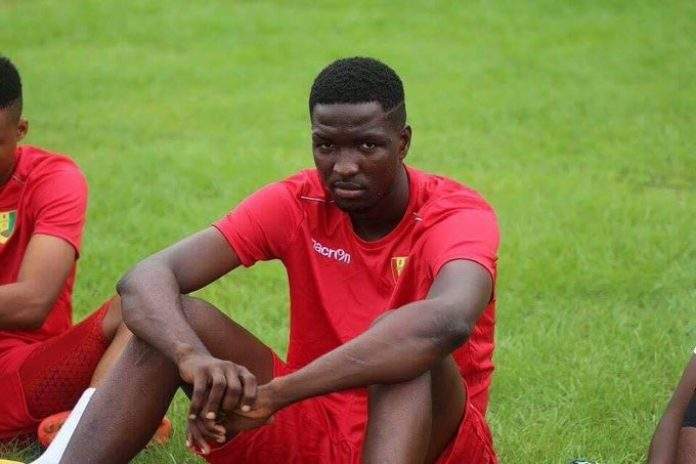 Violences conjugales: le défenseur de Niort (Ligue 2) condamné à 6 mois de prison ferme