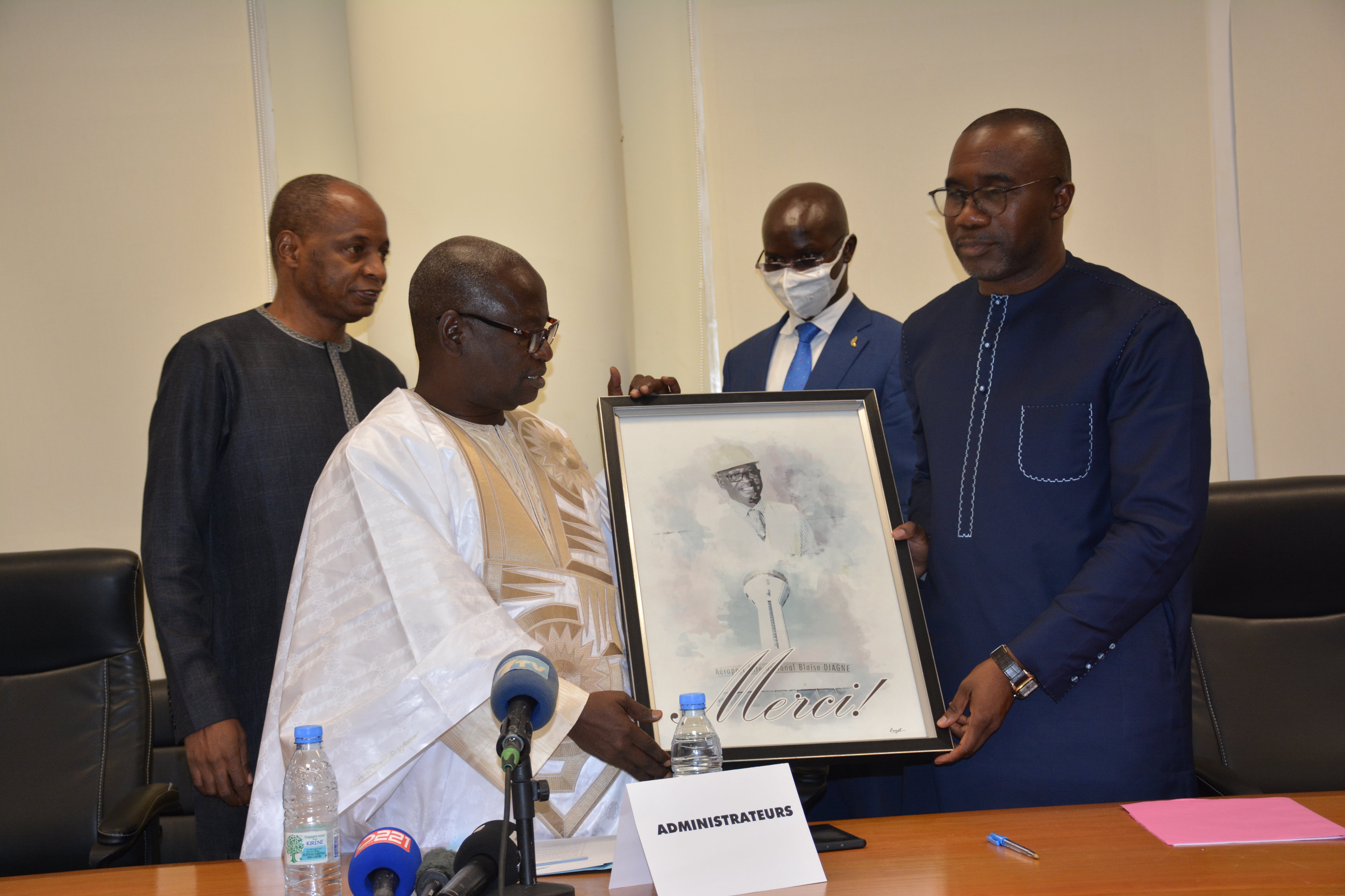 Passation de témoin à AIBD SA : Le DG de LAS rend mémorablement hommage à Abdoulaye Mbodji