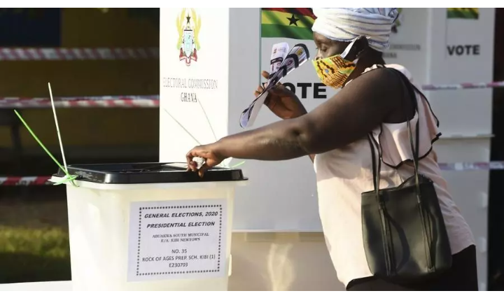 Élections au Ghana: un incident signalé près d'Accra devant un bureau de vote