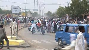 Tchad: une marche des Transformateurs dispersée